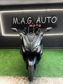 Yamaha TMAX 560