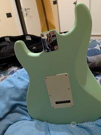 FENDER STRATOCASTER USA