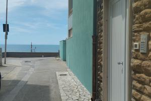 2 PASSI DAL MARE BILOCALE 4+2 p.letto CON TERRAZZA