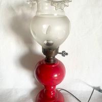 Lampada a olio vittoriana convertita in lampada