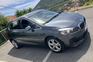 BMW 216d Active Tourer Business