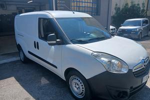 opel kombo benzina /metano