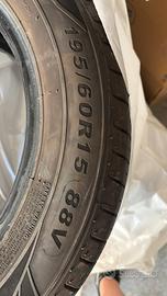 4 Gomme R15