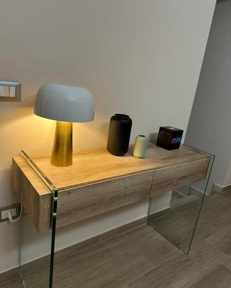 Consolle con  base  in vetro