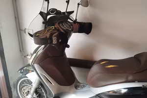 Piaggio Beverly 300ie (senza targa e libretto) 