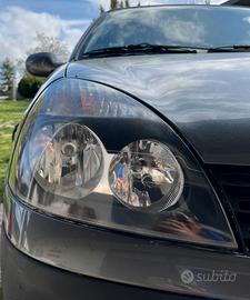fari fanali proiettori Renault Clio