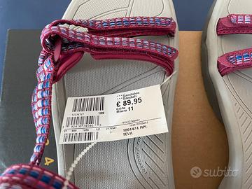 Sandali Teva 42 nuovi