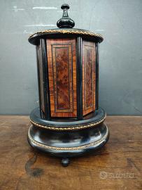 mobiletto porta sigarette inizio '900