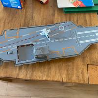 Gioco portaerei con suoni