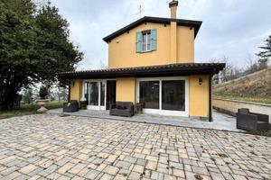 Villa di 294 m² con 3 locali a Marzabotto