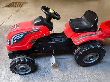 trattore a pedali con rimorchio 