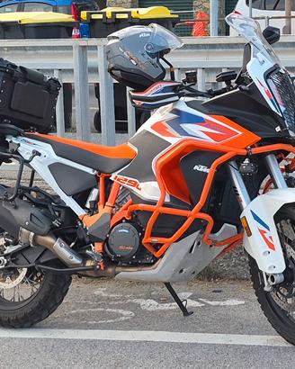 KTM 1290 Super Adveture R 2024