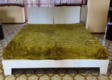 Letto matrimoniale frassino testata pelle