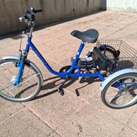 Triciclo elettrico