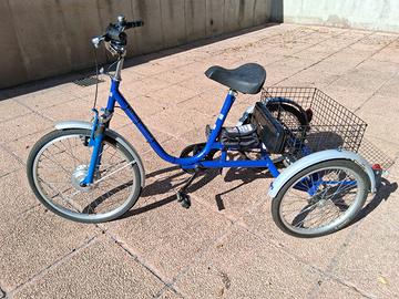 Triciclo elettrico
