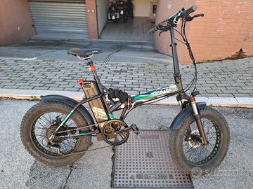 Bici elettrica pieghevole 500W con batteria 48V