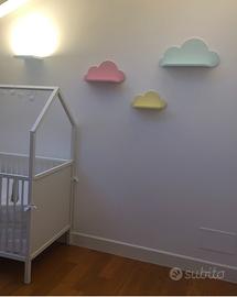 Tre mensole a nuvola color pastello