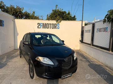Lancia Ypsilon 1.3 mjt Silver c clima s&s 95cv