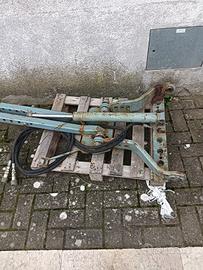 trattore sollevatore anteriore 