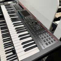 ROLAND FANTOM 06 + BORSA