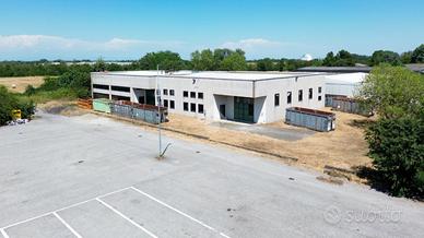 CAPANNONE A CROTTA D'ADDA