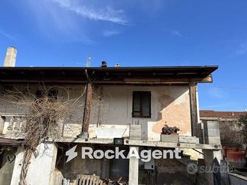 Casa indipendente di 176 m² con 5 locali a Ortona