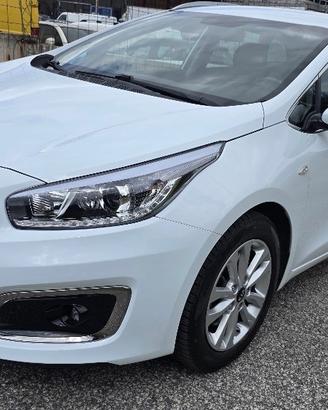 Kia Ceed cee'd 1.6 CRDi 110 CV SW Active 100 km