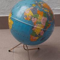 vecchio mappamondo francese in latta 