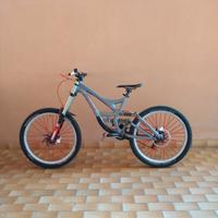 Specialized Demo 7 DH