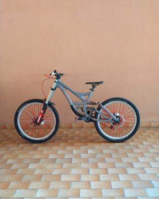 Specialized Demo 7 DH