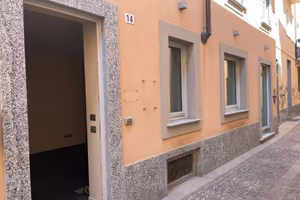 Immobile di 50 m² con 1 locale a Seregno