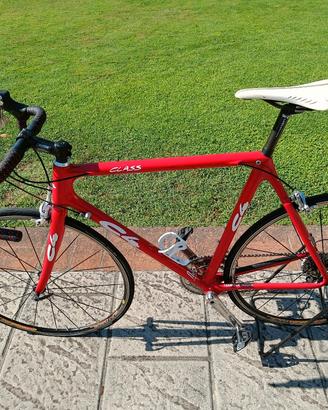 Bici da corsa C4 monoscocca in carbonio