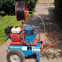 Motocompressore con forbici potatura