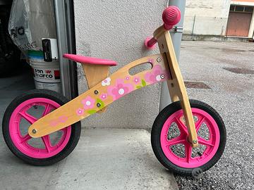 Bicicletta senza pedali in legno