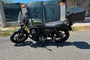 Moto Guzzi V7 III Stone - 2018