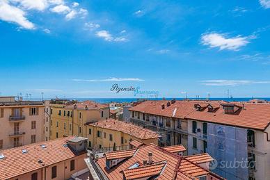 Appartamento di 123 m² con 4 locali e box auto a S
