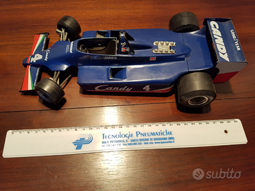 Burago Tyrrel Candy J.P. Jarier 1/14