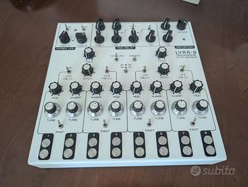 SOMA Lyra-8 sintetizzatore analogico drone ambient