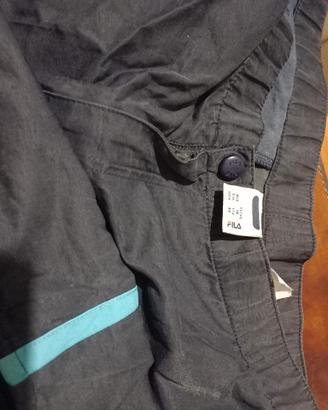 Bermuda FILA  con comode tasche a strappo