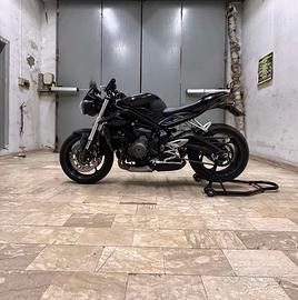 Triumph Street Triple S 675 A2 depo a libretto