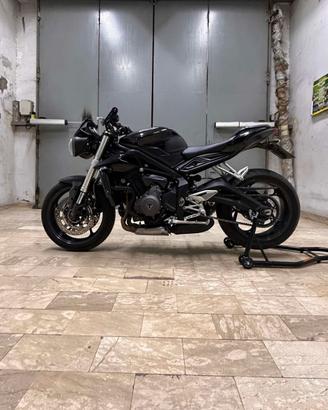 Triumph Street Triple S 675 A2 depo a libretto