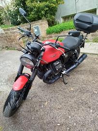 Moto Guzzi v7 Stone