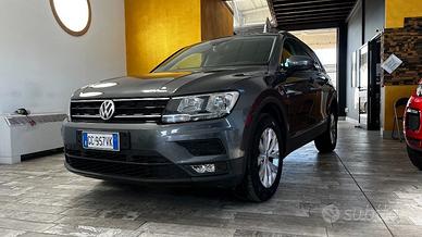 VOLKSWAGEN Tiguan 2.0 TDI 150 CV SCR DSG Life 4