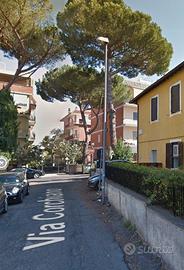 Tomba di nerone spazioso trilocale ammobiliato