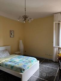 Stanza in appartamento di 89 m² a Bologna