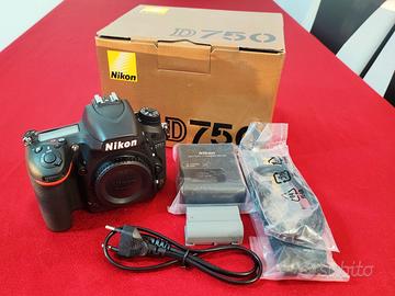 Nikon D750 nuova 0 scatti 