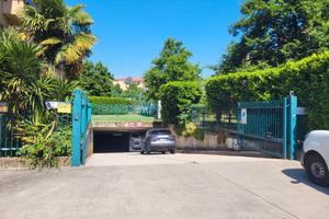 Box auto zona Isola Milano