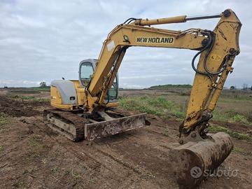 ESCAVATORE CINGOLATO NEW HOLLAND E 80 USATO