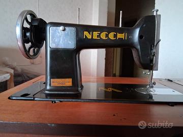macchina da cucire Necchi