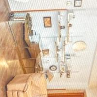 Mobile specchio con mensole